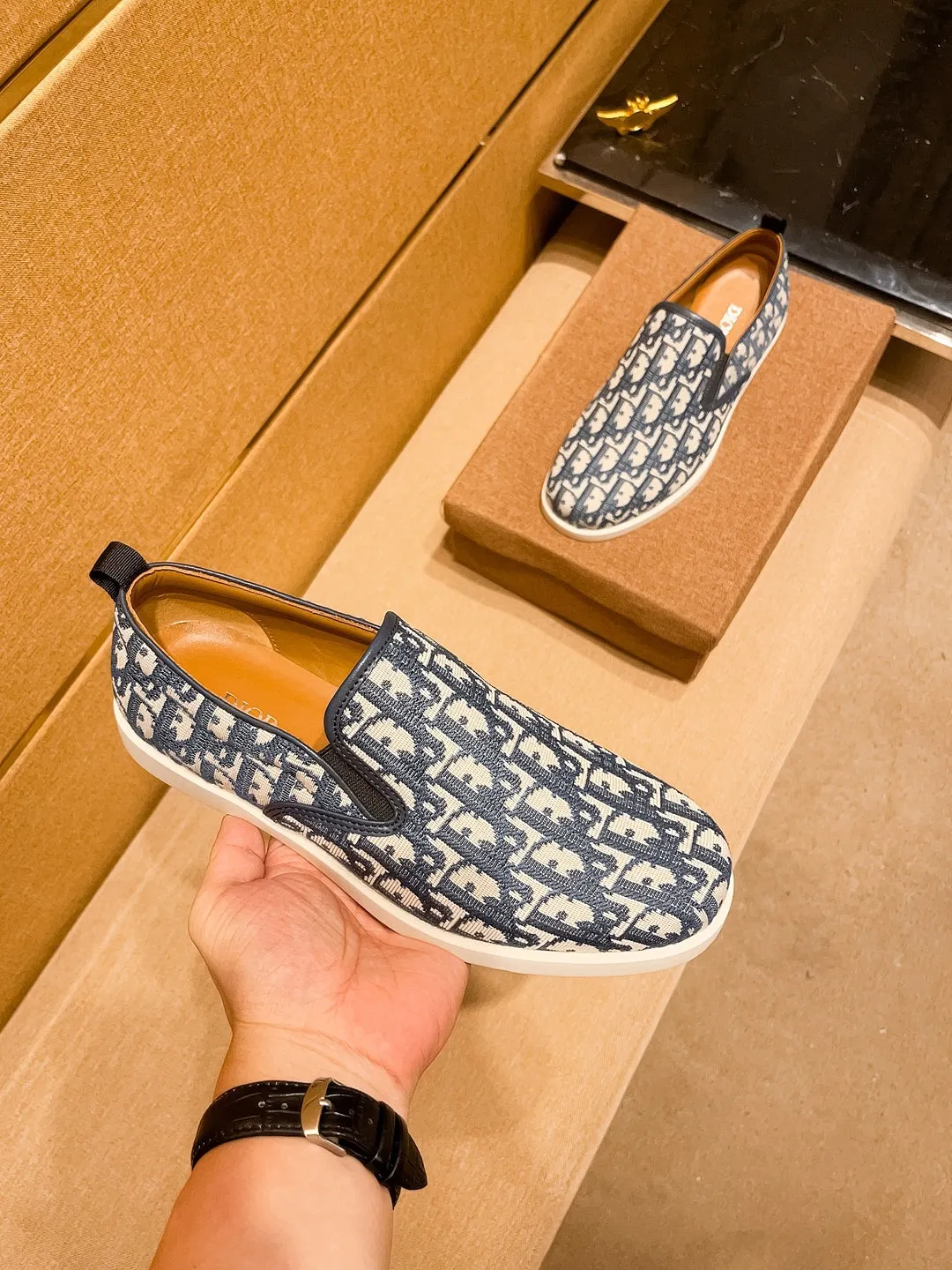 Men's shoes 💰 380💰👍【Dior】🔥🔝High-end brand of men's shoes official website 1:1 latest masterpiece: the upper is made of Italian official website original special technical cloth fabric 🔥original comfortable and breathable lining➕original designated non-slip outsole🔥making walking more convenient and comfortable! An exclusive new model, a stunning work, a beautiful 1:1 replica [color] compared to the official quality! Create a fashionable personality to set off your uniqueness! A must-have for trendy men! 🔥, sizes: 38-44. color:.     Multiple colors available🔥